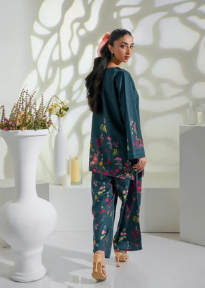 Zauq-e-Rang 🎨🌼 2 Pcs Kurti Set