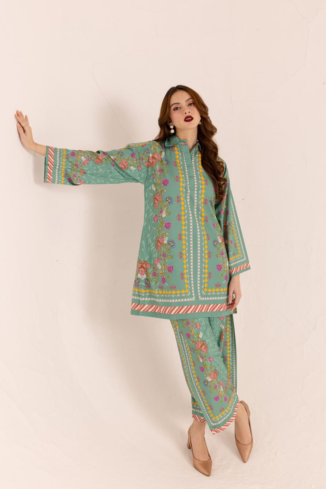 Sabz Gul 2-Piece Kurti Set 🍃🌷